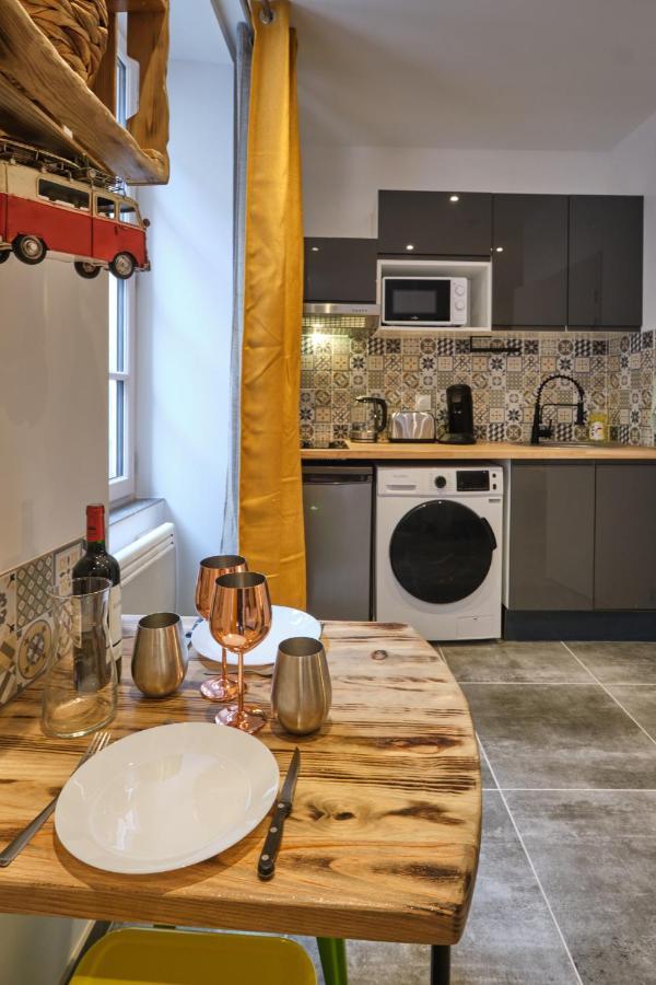 Place Carnot - Studio Tout Equipe Avec Jacuzzi Proche Toutes Commodites Carcassonne Exteriér fotografie