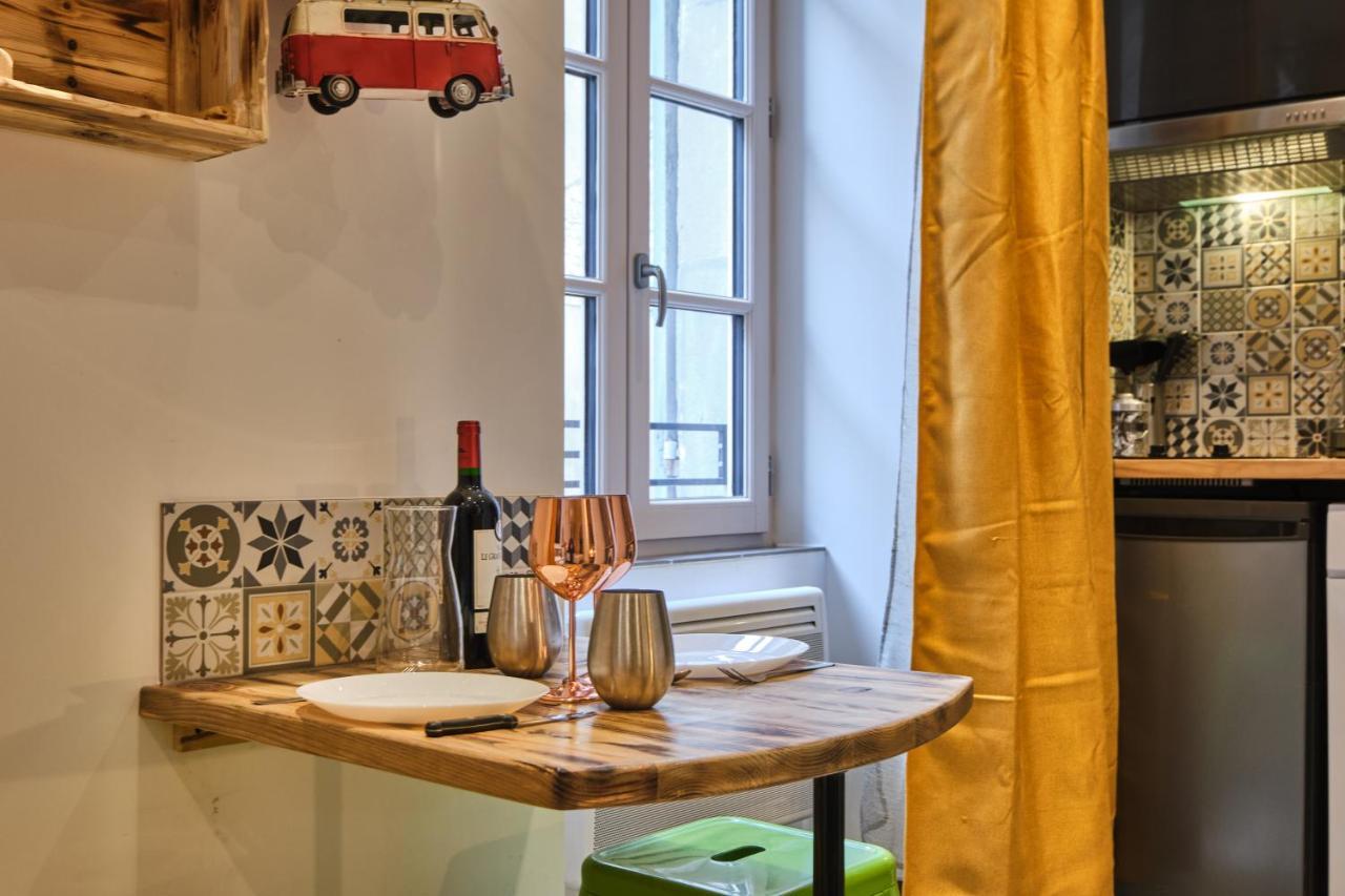 Place Carnot - Studio Tout Equipe Avec Jacuzzi Proche Toutes Commodites Carcassonne Exteriér fotografie