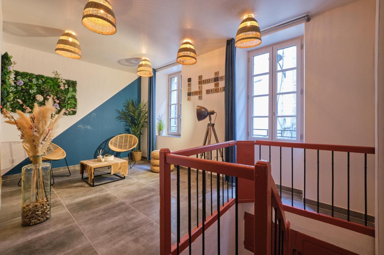 Place Carnot - Studio Tout Equipe Avec Jacuzzi Proche Toutes Commodites Carcassonne Exteriér fotografie