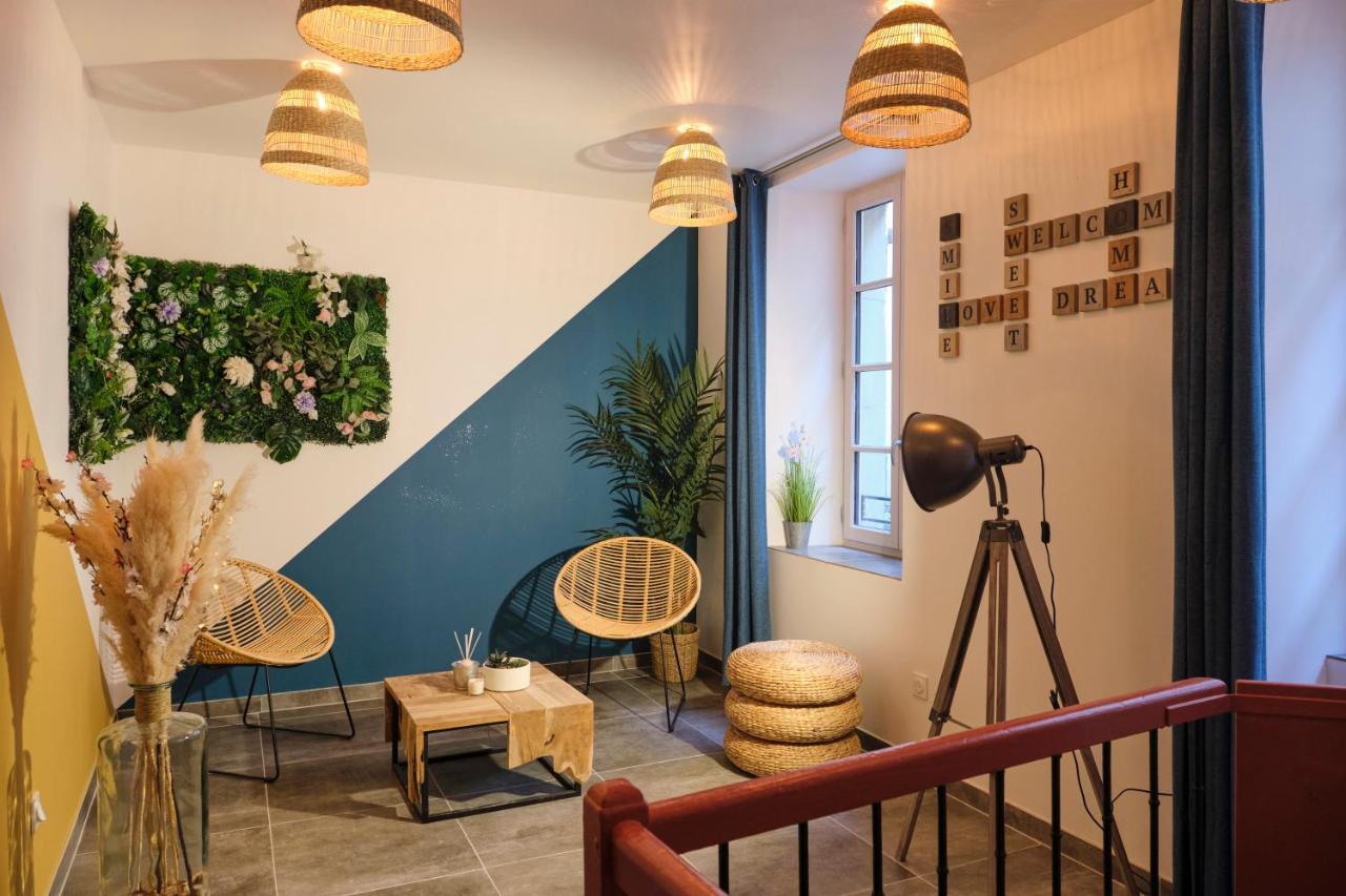 Place Carnot - Studio Tout Equipe Avec Jacuzzi Proche Toutes Commodites Carcassonne Exteriér fotografie