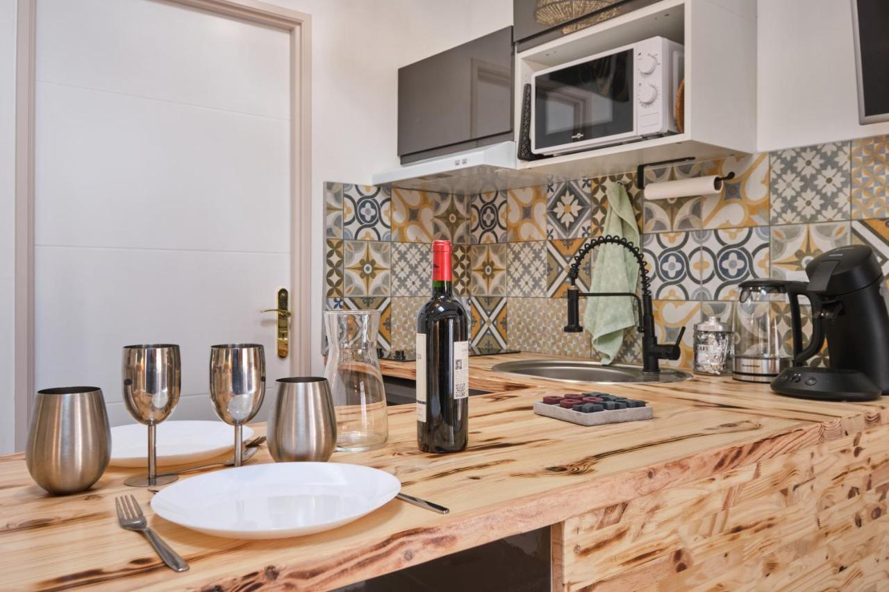 Place Carnot - Studio Tout Equipe Avec Jacuzzi Proche Toutes Commodites Carcassonne Exteriér fotografie